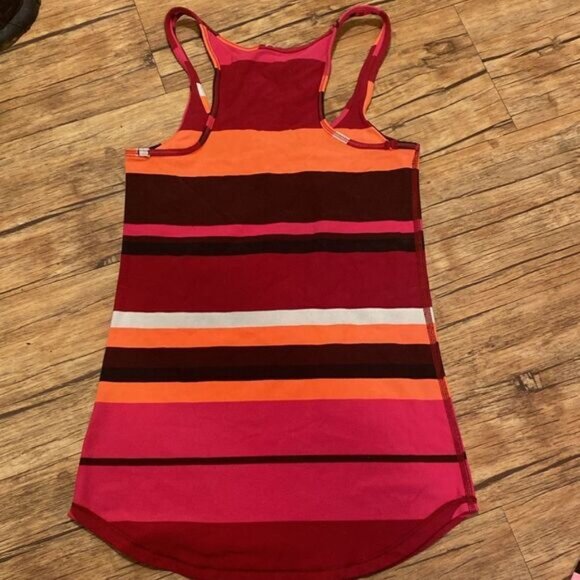 Size 2 Lululemon Refresh Racer Tank Top - Picture 4 of 5